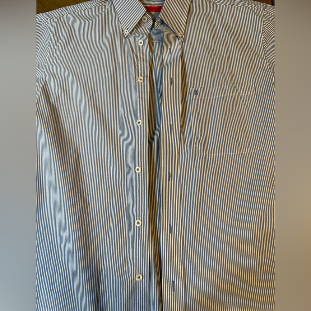 IZOD Men's Blue Striped Button Up Short Sleeve Shirt NWOT - Picture 8 of 10